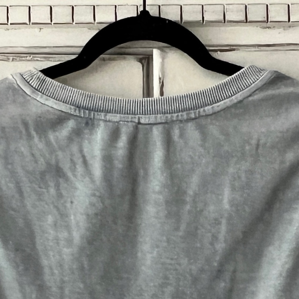 🟠NWY BY TOGETHER Sleeveless Relaxed Fit Muscle Tee in Washed Gray SMALL - Picture 4 of 5